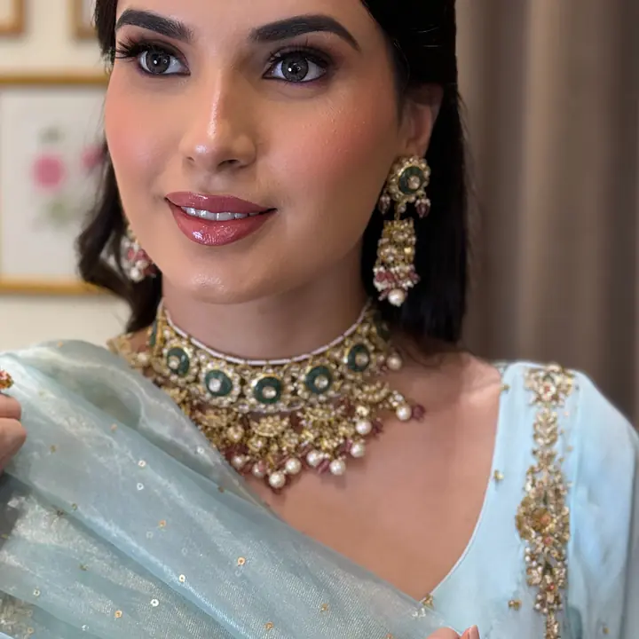 Polki set in 18carat gold - Master