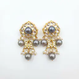 Kundan and pearl studs - Master