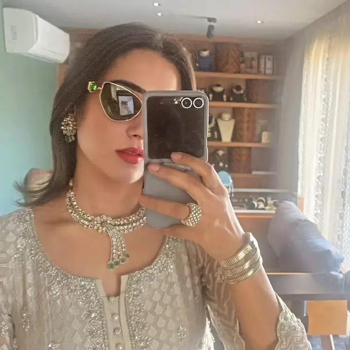 Zareen Statement Set - Master
