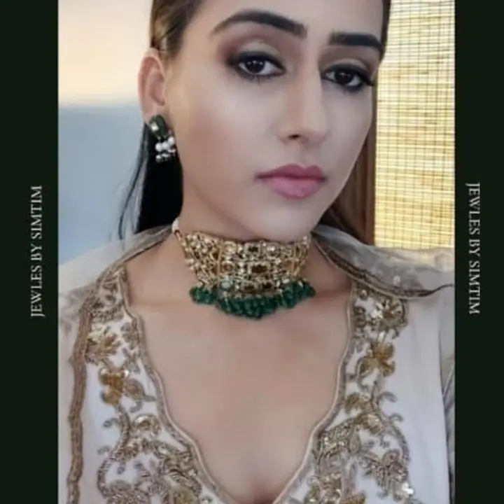 Meherbaan Emerald Choker - Master