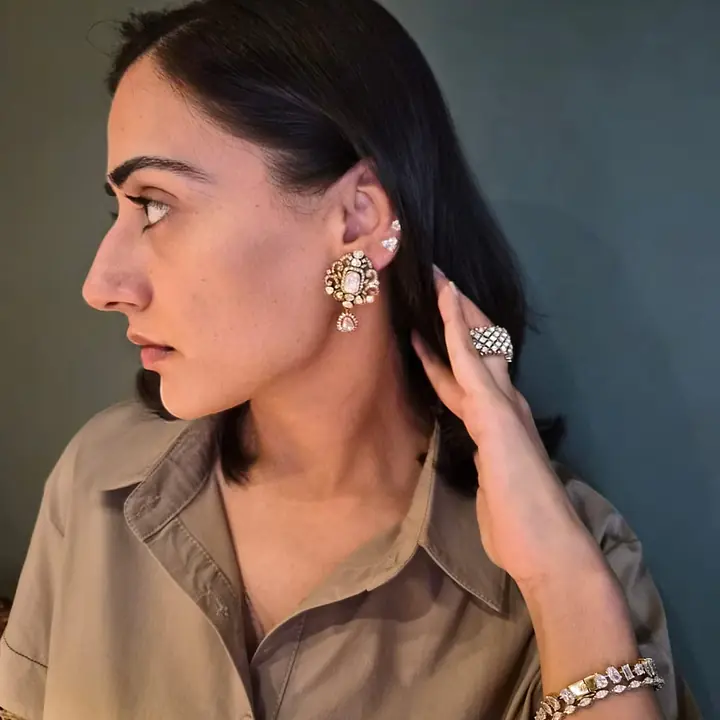 Celeste Pearl Aura Studs - Master