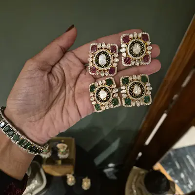 Mehrunnisa Studs primary image