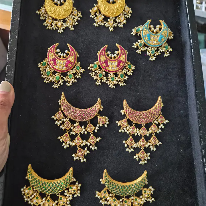 Qamar Royale Hair Clips - Master
