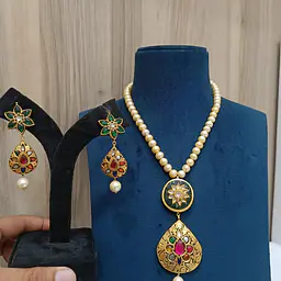 Zariya Noor Pendant Set - Master