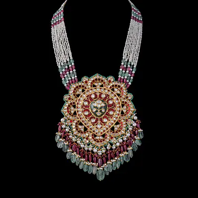 Gulnaar Royale Pendant primary image