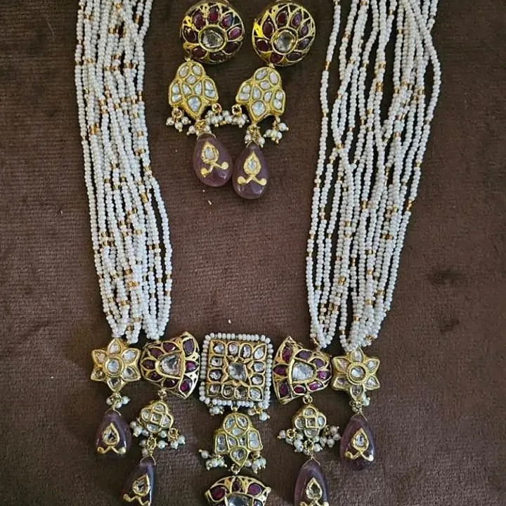 Gulbahaar Rani Pendant Set - Master