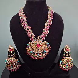 Rangmahal Noor Pendant Set - Master