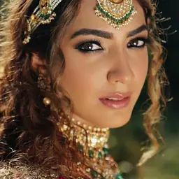 Sunehri Adaa Mathapatti - Master