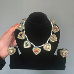 Meher Noor Pendant Set - Master