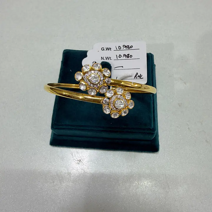 Noore Fleur Bangle - Master