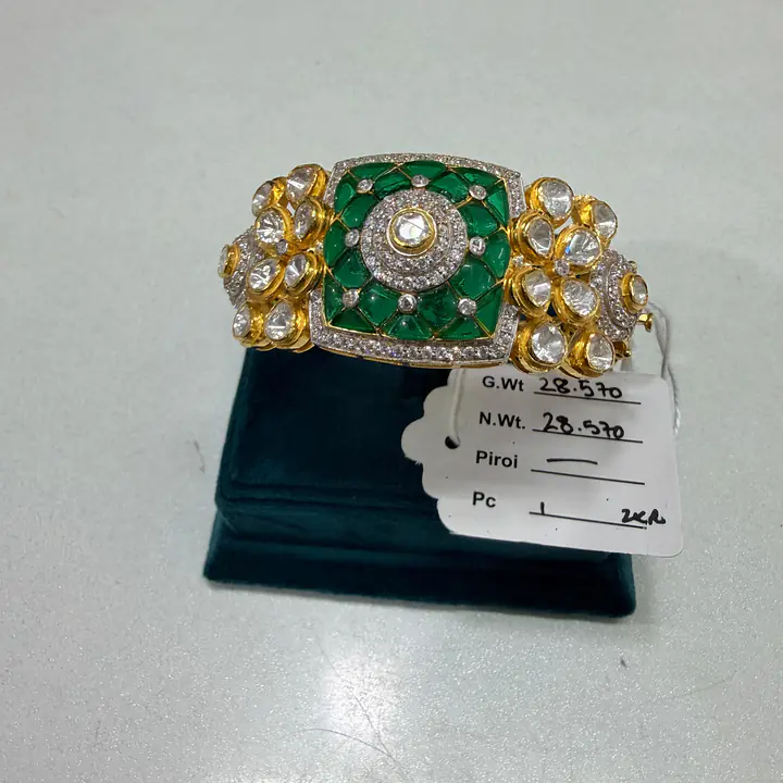Emerald Kundan Royale Kada - Master
