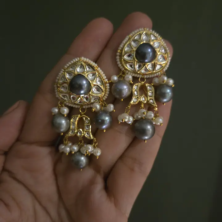 Kundan and pearl studs - Master