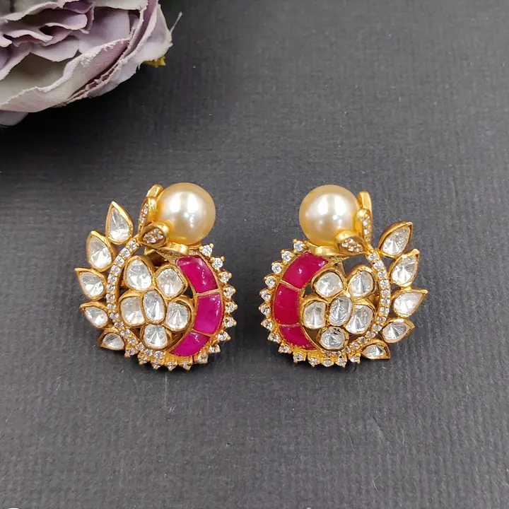 Gulnaar Pearl Studs - Master