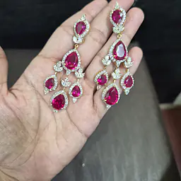 Diamond and ruby earings - Master