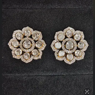 All clear polki and diamond studs primary image