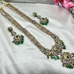 SILVER pendant set with pearls and emeralds - Master